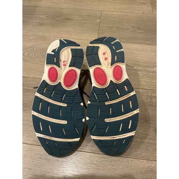 Brooks Dyad Womens Running Shoe US 10 EU 42 Athleisure Tennis Sneaker Walking - Picture 3 of 5